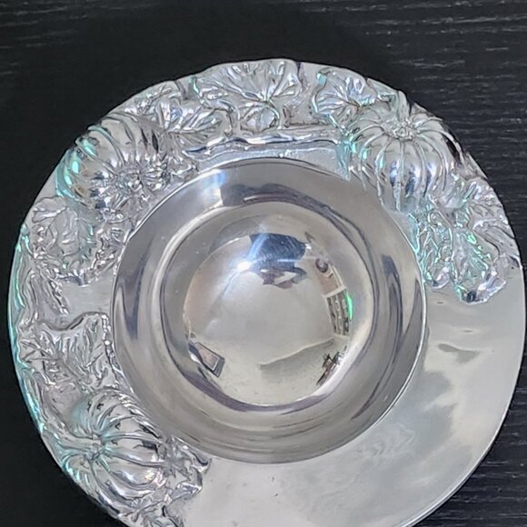 Holland Boone Polished Pewter 8 Inch Round 3D Relief Pumpkin Bowl - Picture 7 of 10